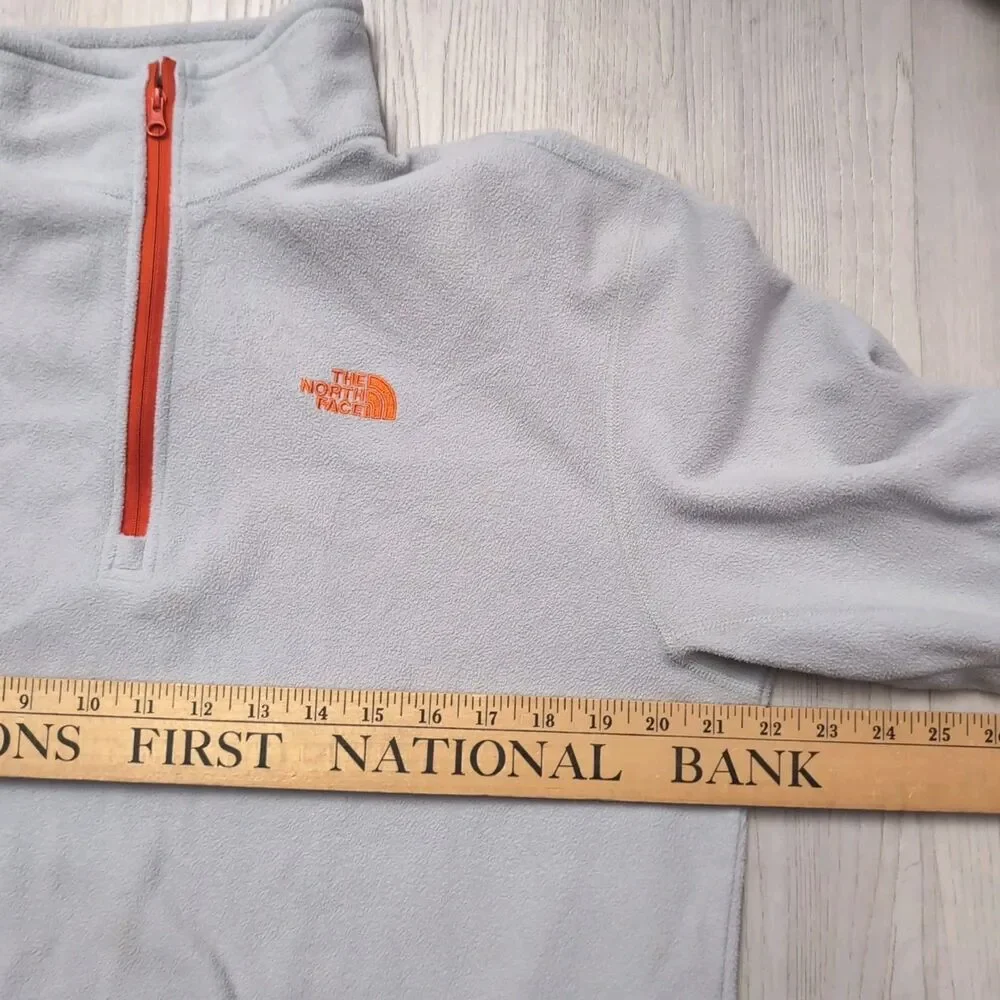 The North Face Men's size Large Gray Quarter Zip Fleece Pullover Orange Logo